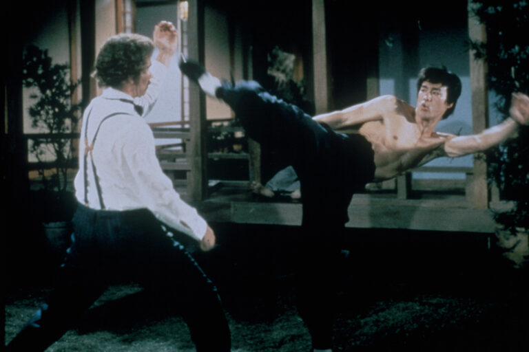 Eine Szene aus dem Film: "Bruce Lee – Todesgrüße aus Shanghai"