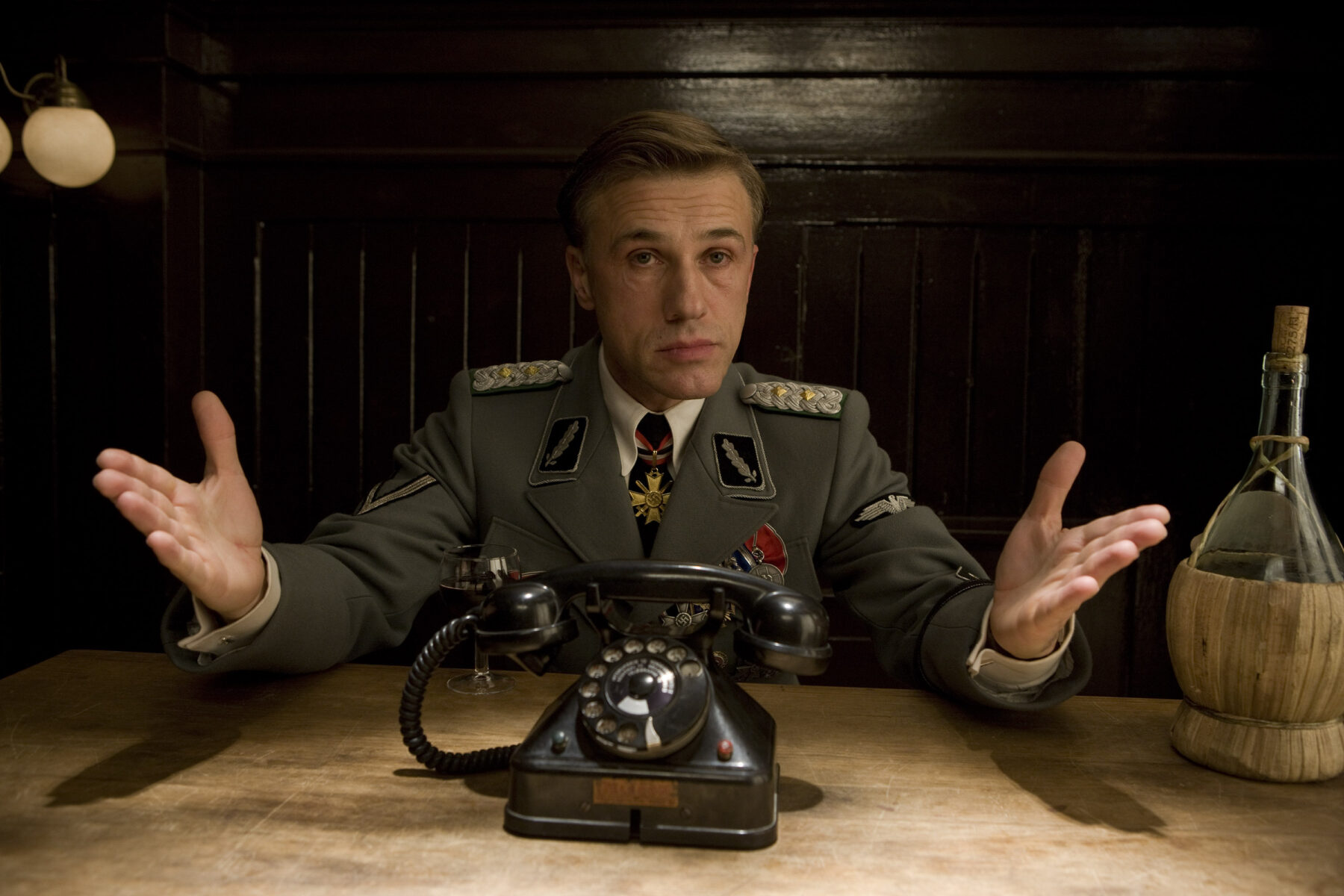Eine Szene aus dem Film "Inglourious Basterds" – 3