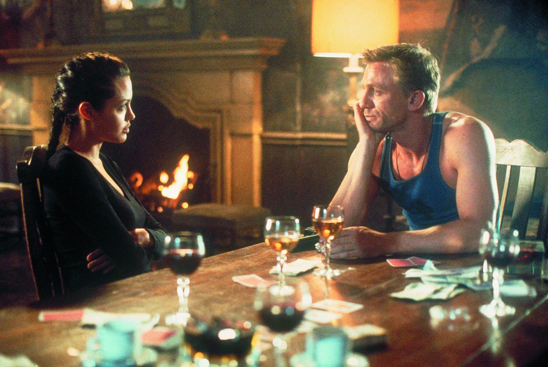 Eine Szene aus dem Film "Lara Croft: Tomb Raider" – 5